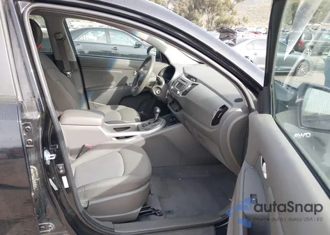 2016 Kia Sportage Lx z USA, uszkodzony, nr VIN KNDPBCAC1G7865046